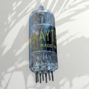 Raytheon 6AT6 Tested Good 7 Pin Audio Vacuum Tube Amplifier Radio Vintage